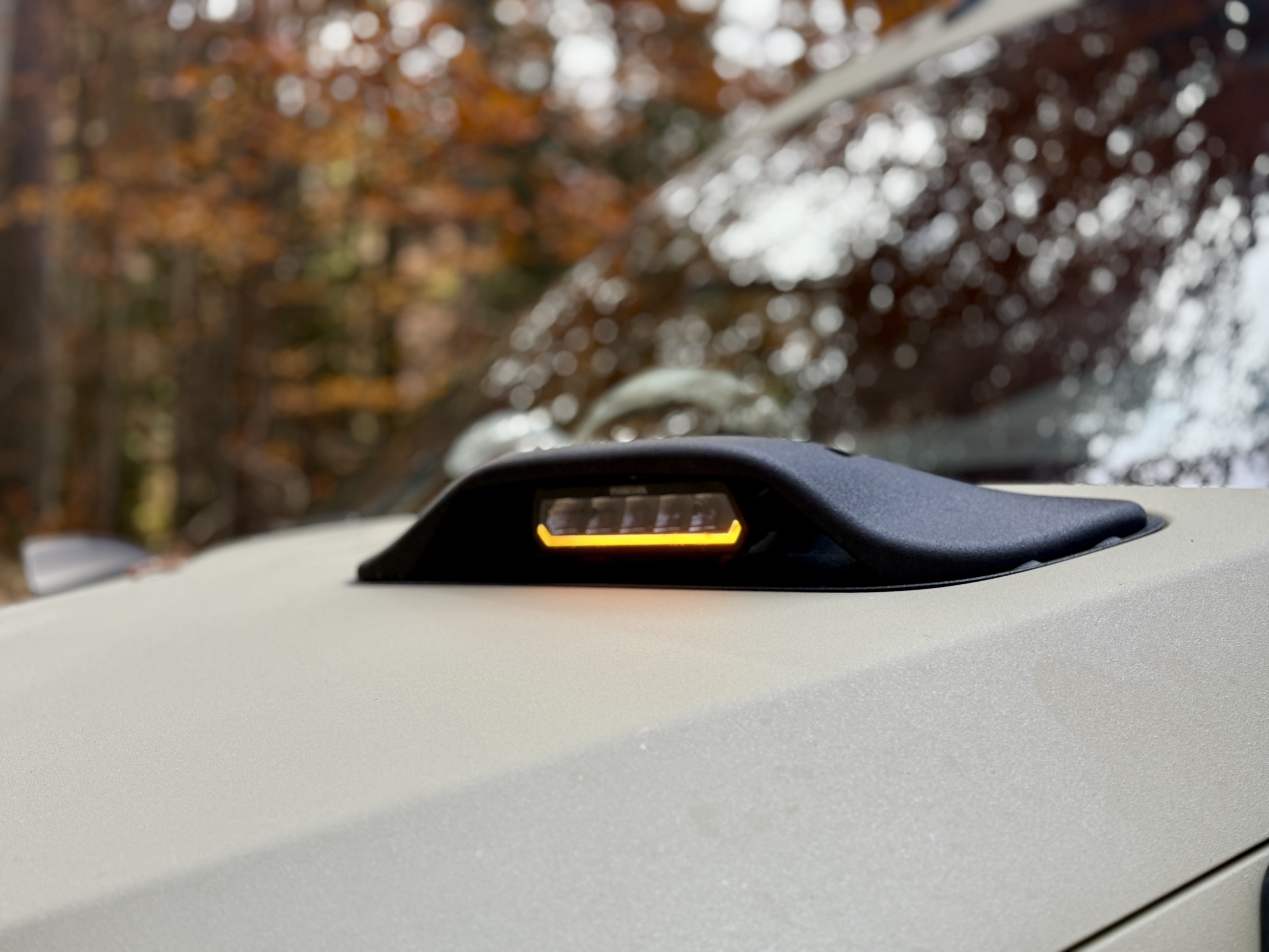 Lüftungsgitter-Hauben + Work light für Mercedes Sprinter 907